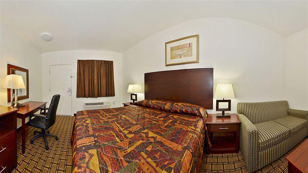 Baymont By Wyndham Ridgecrest Μοτέλ Εξωτερικό φωτογραφία
