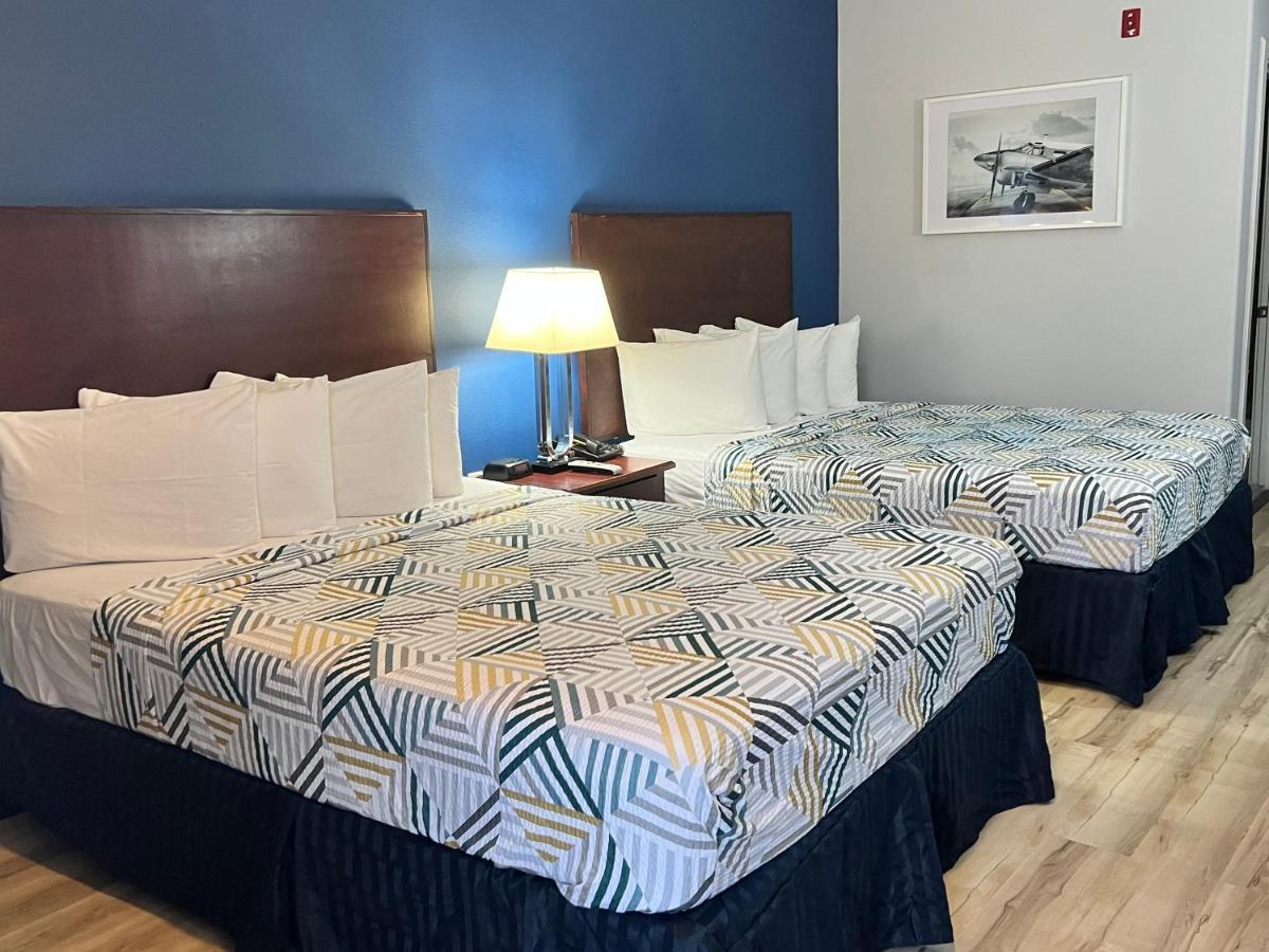 Baymont By Wyndham Ridgecrest Μοτέλ Εξωτερικό φωτογραφία