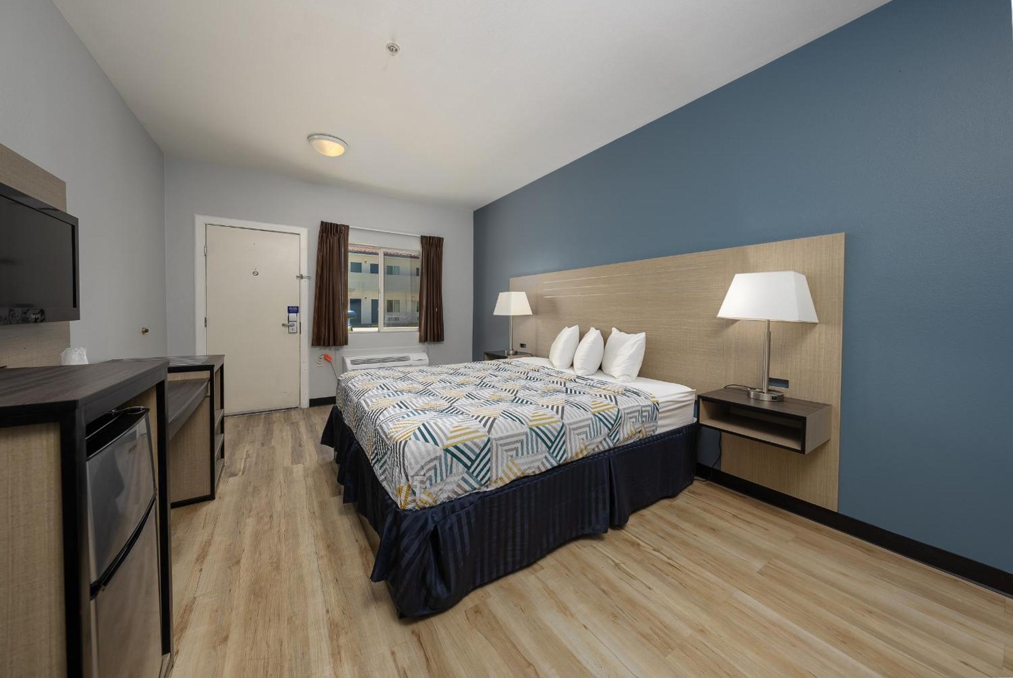 Baymont By Wyndham Ridgecrest Μοτέλ Εξωτερικό φωτογραφία